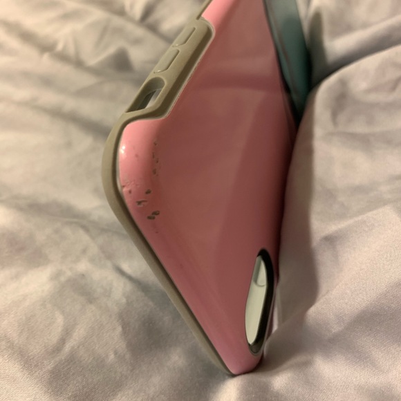 Otter box case for a iPhone X max - Picture 5 of 7